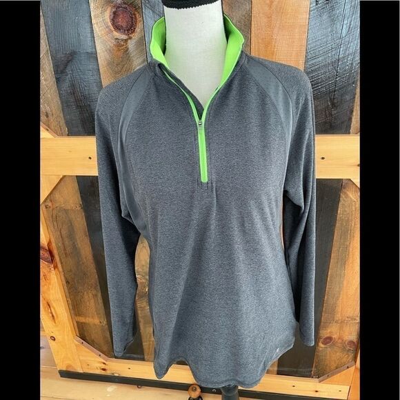 CHAMPION zip front top with neon accents, size M - Picture 2 of 8